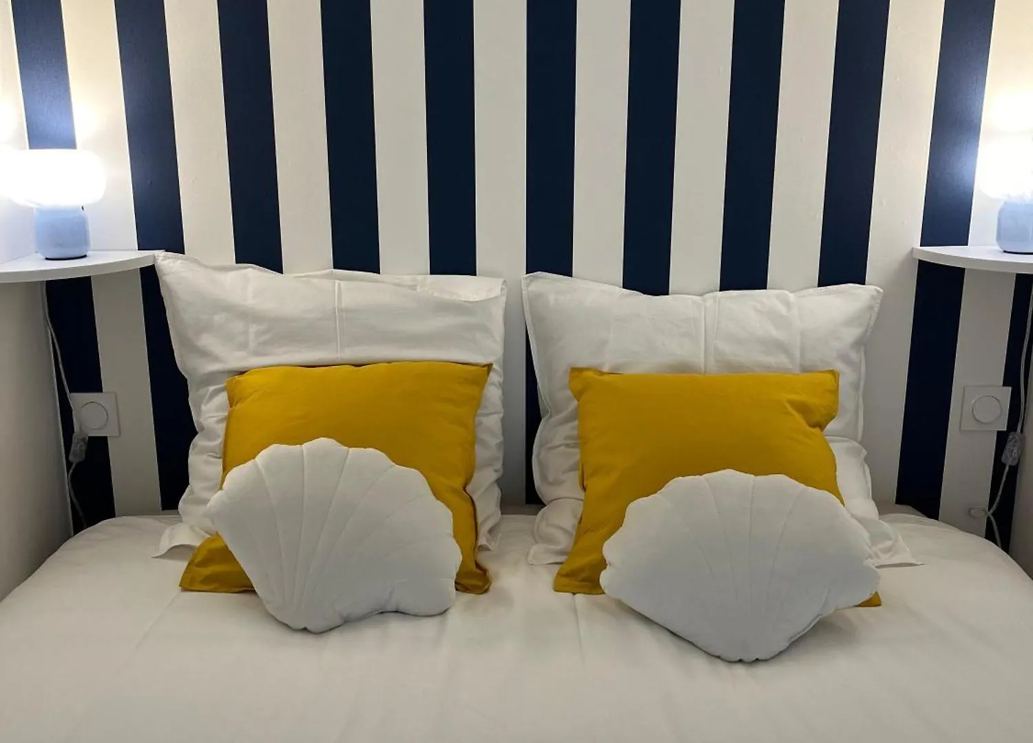 アパート Le Cocon Du Vieux Port - Studio Neuf Tout Confort En Plein Centre Ville - Place Aux Huiles マルセイユ